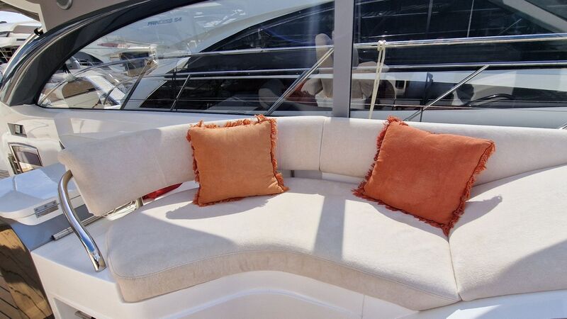 PRINCESS V50